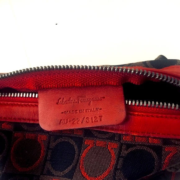 Salvatore Ferragamo Pouch - Picture 3 of 7